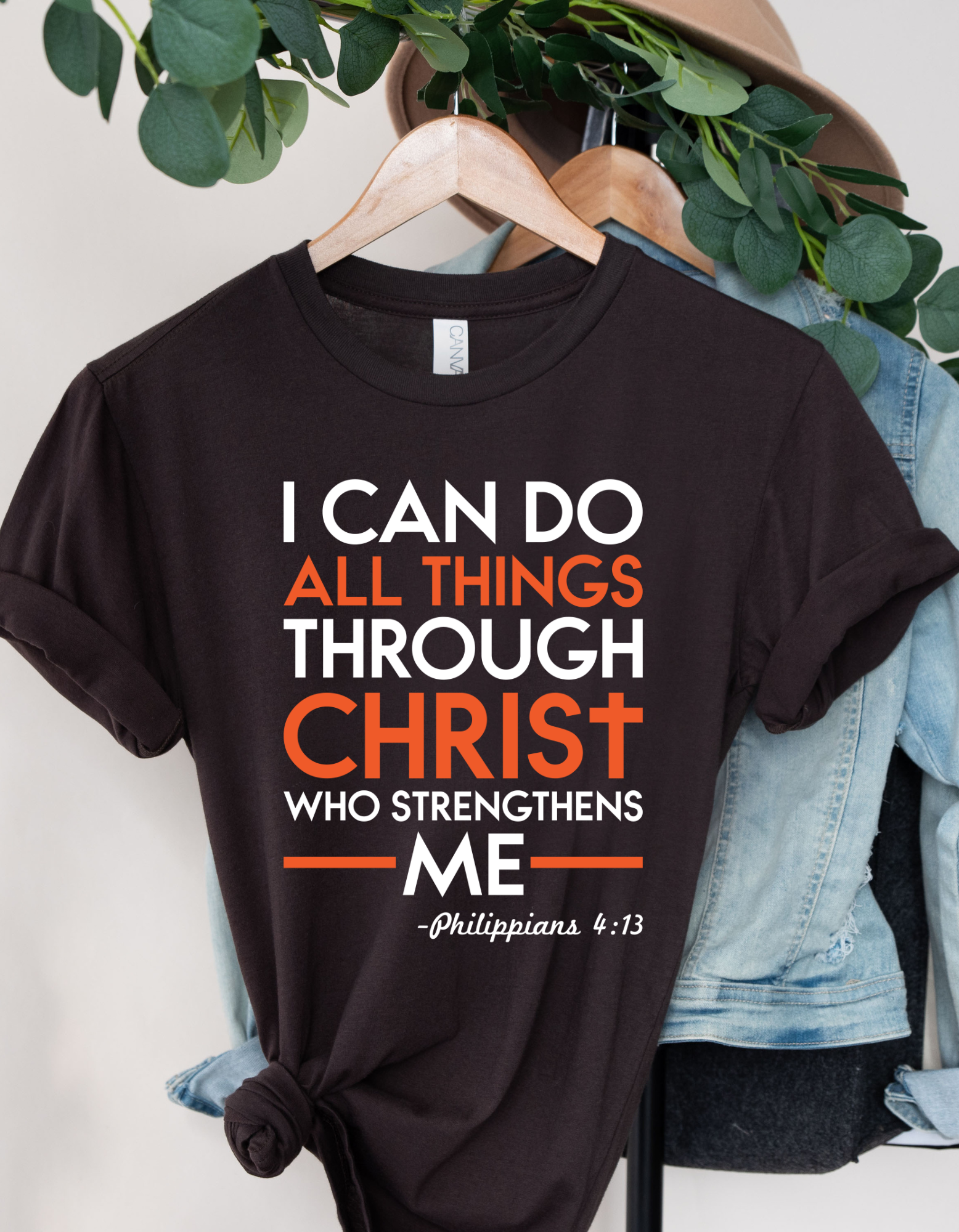 I can do all things through Christ who strengthens me Women’s Short Sleeve Graphic Tee