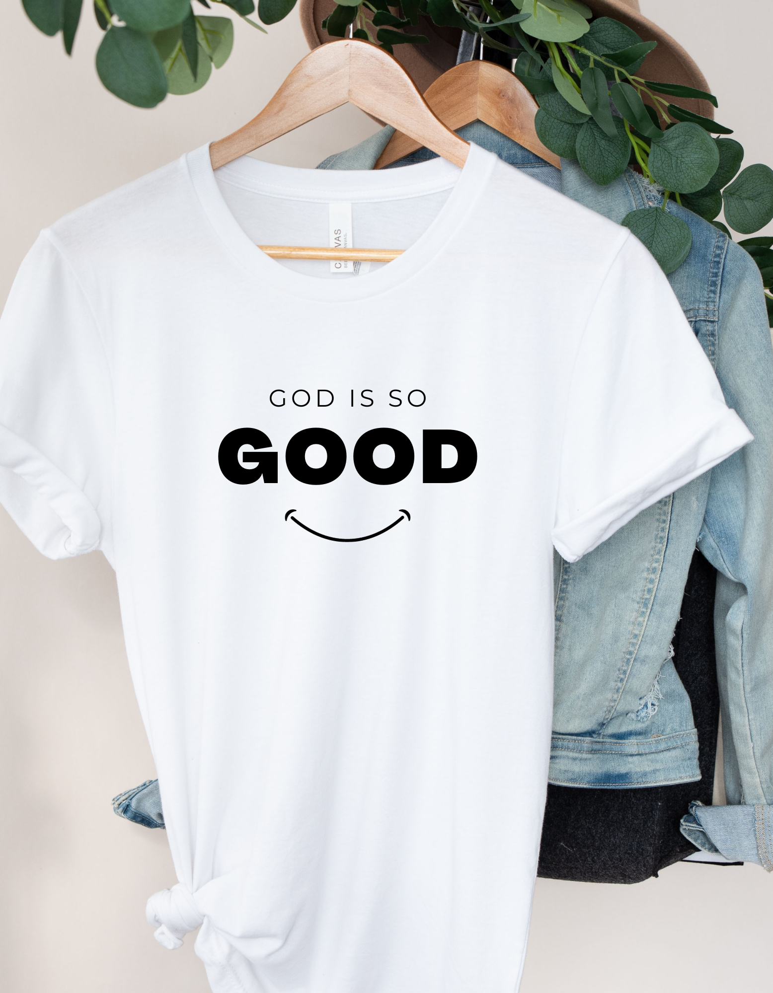 God is so GOOD Women's Short Sleeve Graphic Tee